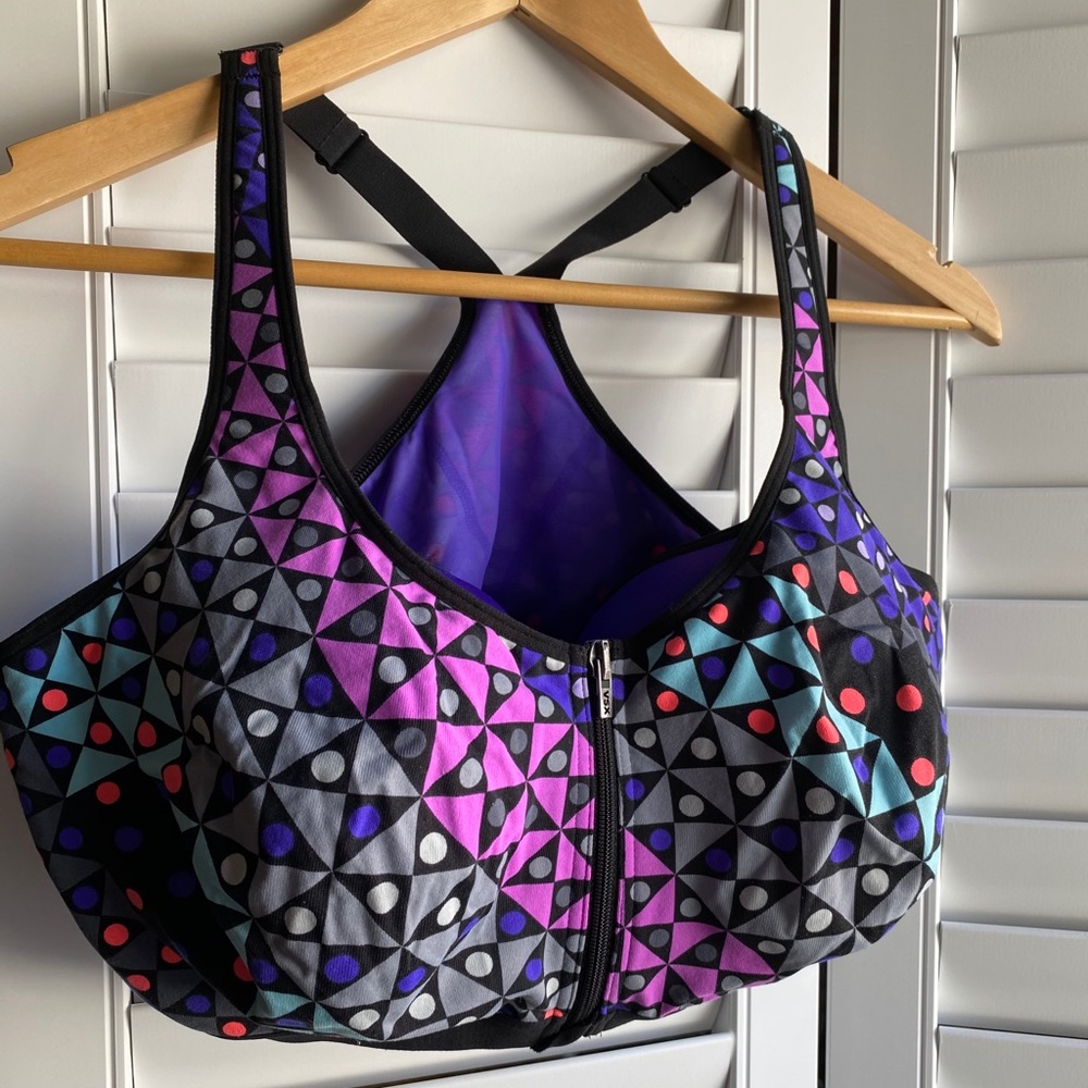 NWOT Victoria’s Secret Sports Bra